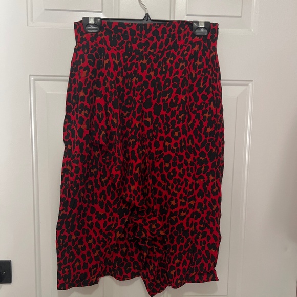 Zara brand Red Leopard skirt with ruffle - Picture 1 of 3